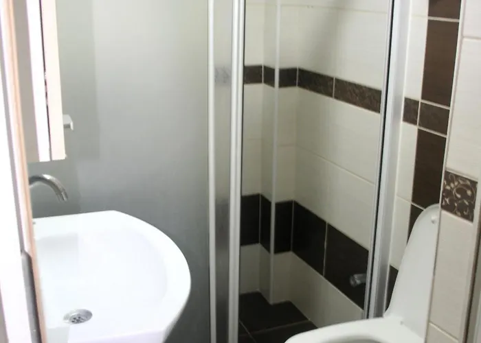 Hotell Yeni Kosk Esra 2*